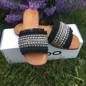 ALDO BNWT flat layered fringe sandals